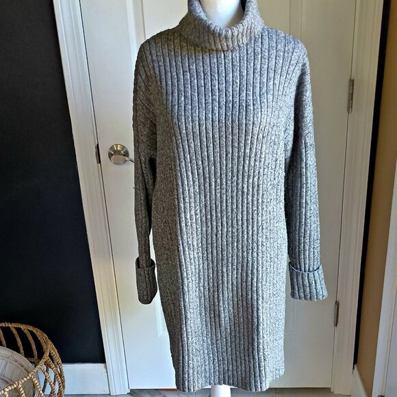 NWOT! COZY RIBBED TURTLENECK SWEATER DRESS - Picture 1 of 4